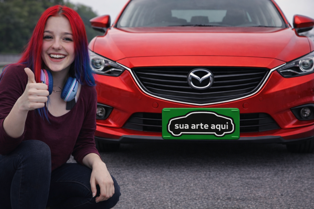 O cobre placa para carros em PVC branco premium 0,50mm é a solução ideal para empresas e instituições que precisam ocultar placas veiculares de forma padronizada, profissional e segura, seja em ações promocionais, eventos, estacionamentos ou concessionárias. Produzido com acabamento em faca padrão para cobertura de placas automotivas, oferece encaixe preciso, alta resistência ao manuseio diário e excelente apresentação visual, mesmo em operações com grande volume de veículos. Disponível com impressão colorida 4x0 e em diferentes quantidades, esse modelo permite padronização visual da frota ou do evento, além de flexibilidade na compra conforme a demanda do negócio. É um produto funcional, durável e com excelente custo-benefício por unidade, fabricado pela Panfletos DF, com prazo de produção rápido e atendimento em Brasília e Distrito Federal 